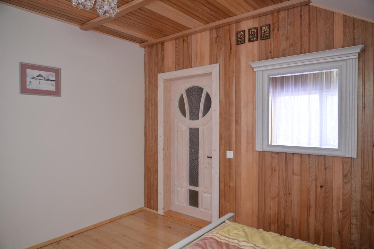 Котедж Соняшник Verkhovyna Esterno foto
